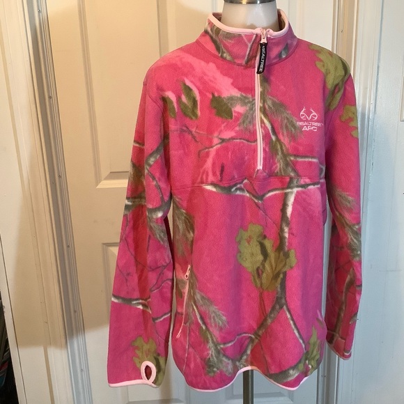 Realtree camouflage pink sweater size XXL. 20 - Picture 1 of 6